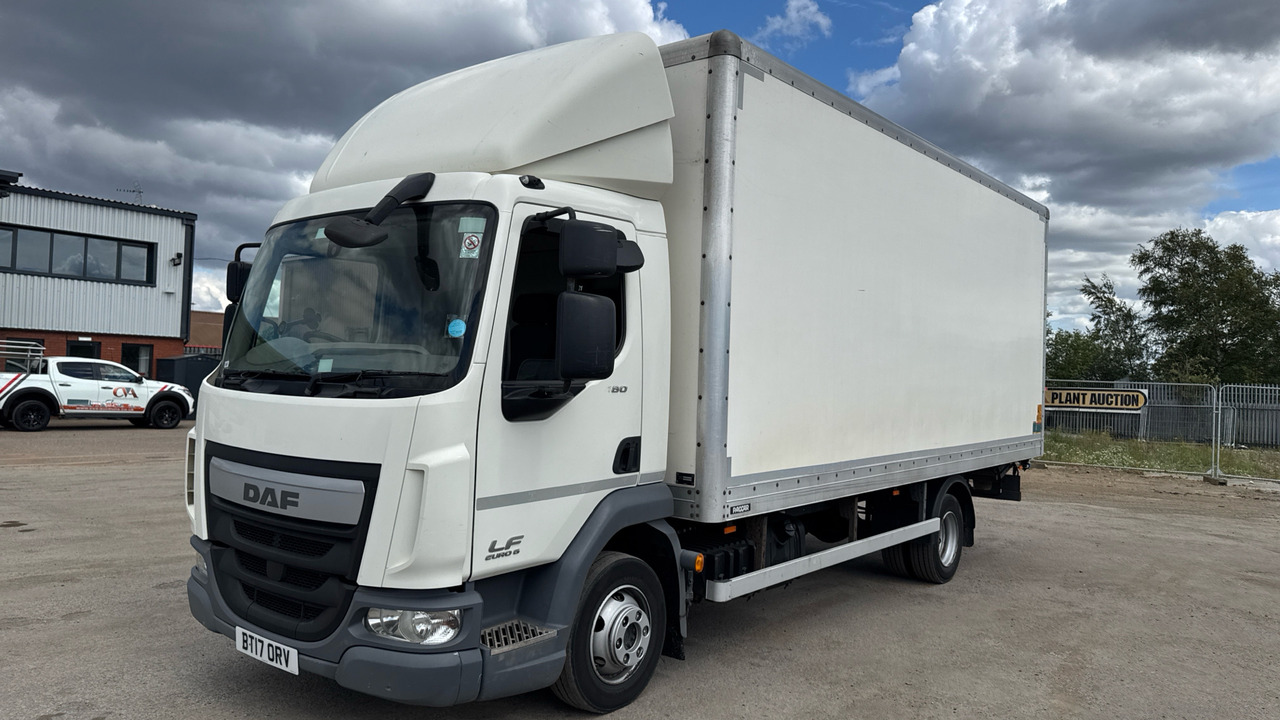 DAF LF 180 - Camião furgão: foto 2 DAF LF 180 - Camião furgão: foto 2