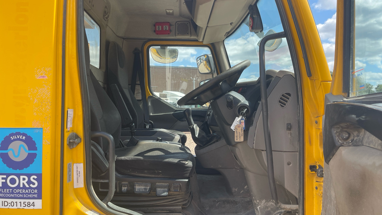 DAF LF 180 - Camião multibenne: foto 5 DAF LF 180 - Camião multibenne: foto 5