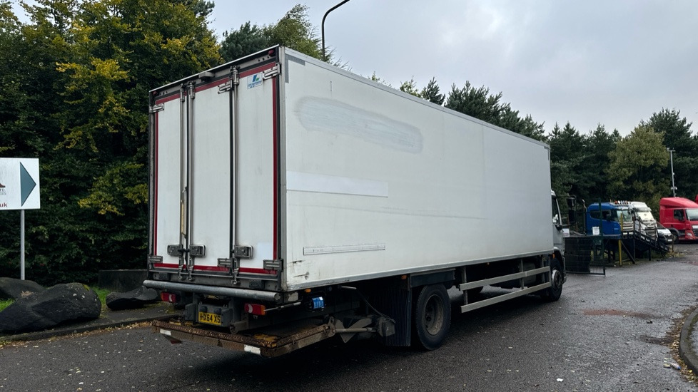 DAF LF 220 EURO 6 18 TONNE - Camião frigorífico: foto 4 DAF LF 220 EURO 6 18 TONNE - Camião frigorífico: foto 4