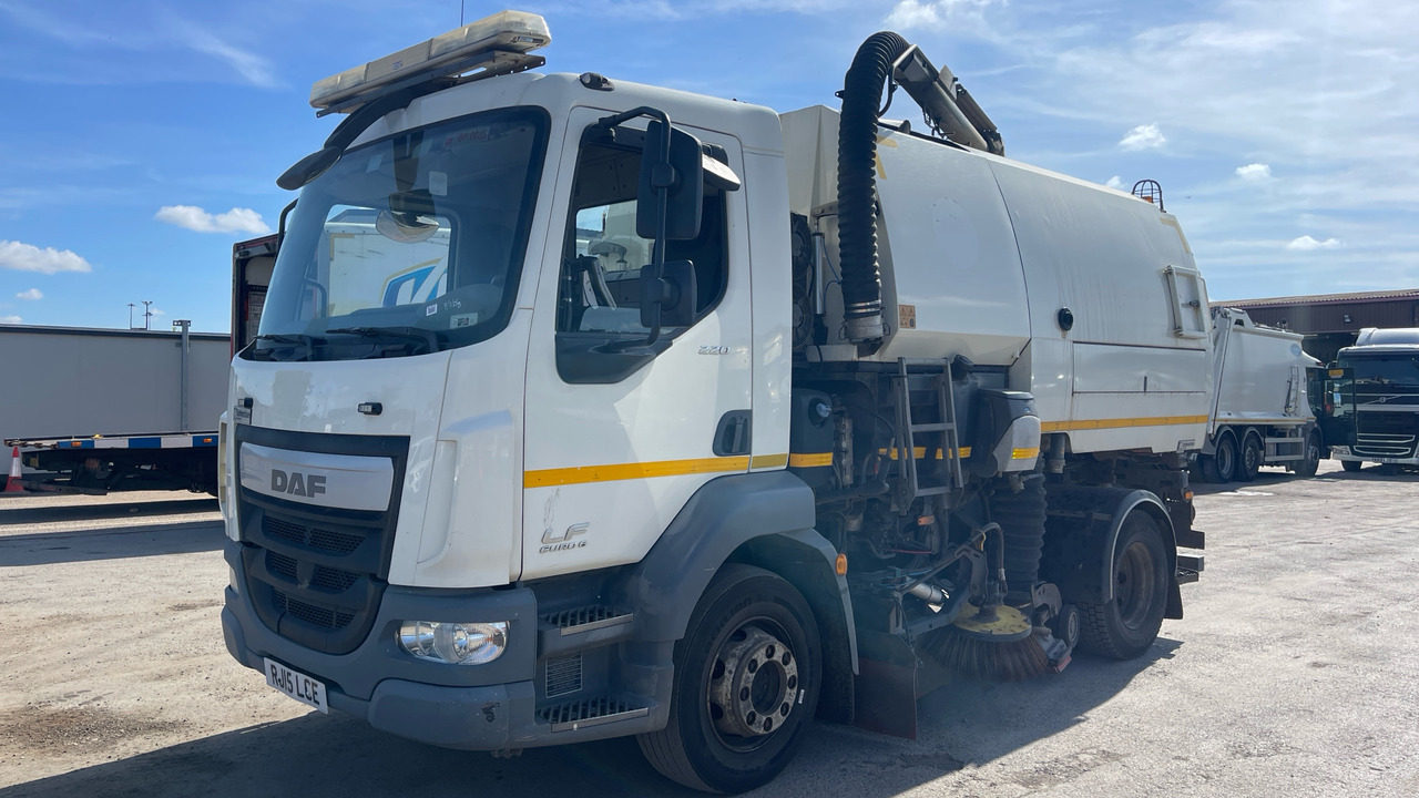 DAF LF 220 - Varredora urbana: foto 2 DAF LF 220 - Varredora urbana: foto 2