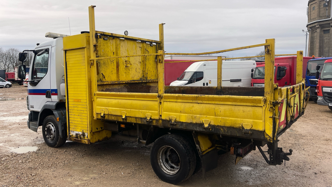 DAF LF 45.180 - Camião basculante: foto 3 DAF LF 45.180 - Camião basculante: foto 3