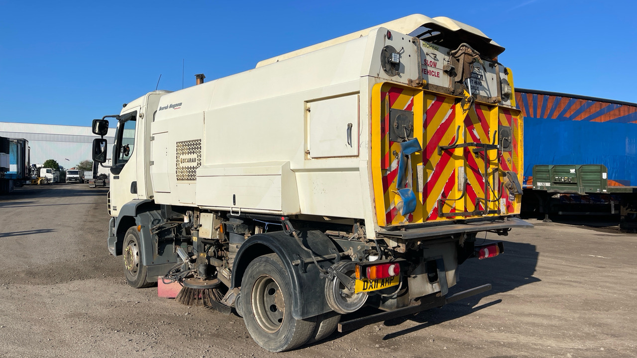 DAF LF 55.220 - Varredora urbana: foto 3 DAF LF 55.220 - Varredora urbana: foto 3