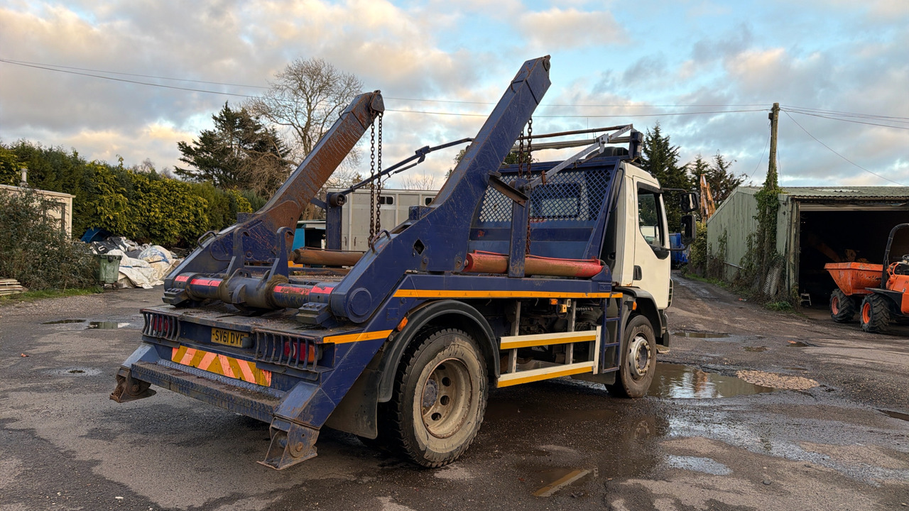 DAF LF 55.250 - Camião multibenne: foto 4 DAF LF 55.250 - Camião multibenne: foto 4