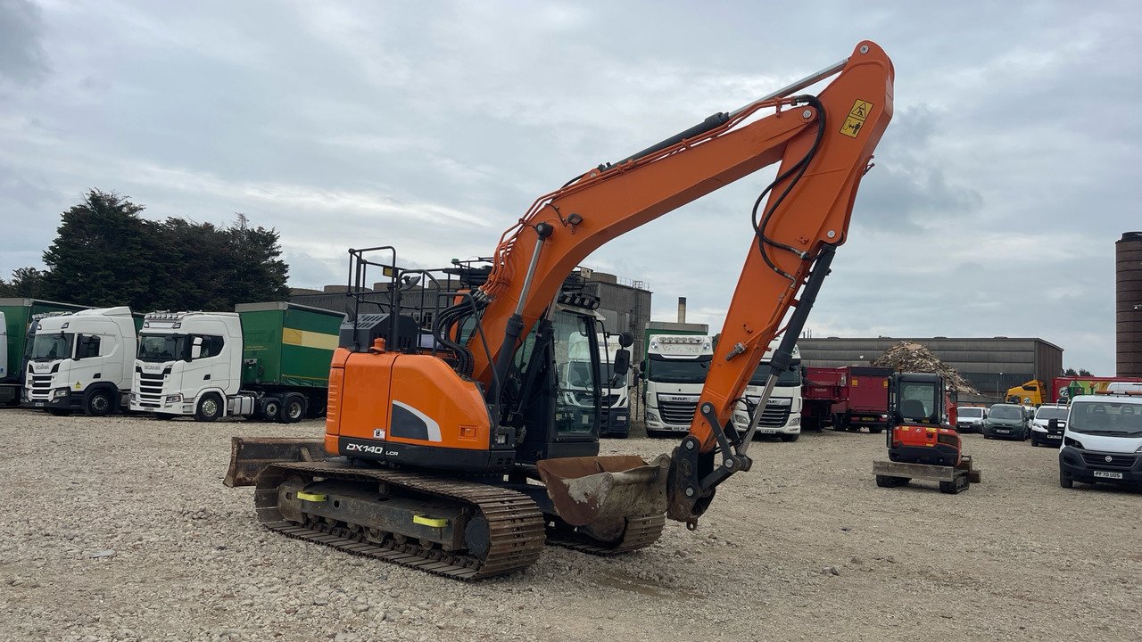 DOOSAN DX140LCR-5 - Escavadora de rastos: foto 1 DOOSAN DX140LCR-5 - Escavadora de rastos: foto 1