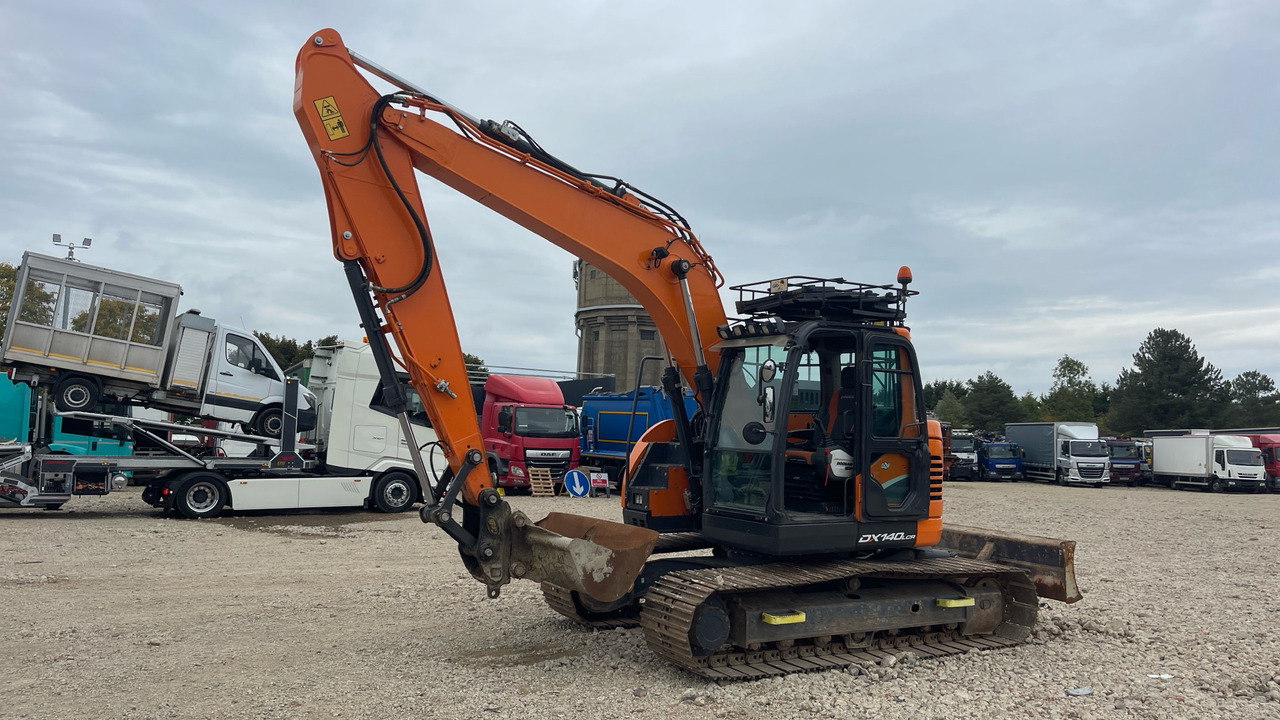 DOOSAN DX140LCR-5 - Escavadora de rastos: foto 2 DOOSAN DX140LCR-5 - Escavadora de rastos: foto 2