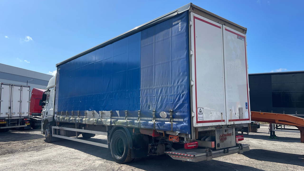 Daf CF 260 - Camião de lona: foto 4 Daf CF 260 - Camião de lona: foto 4