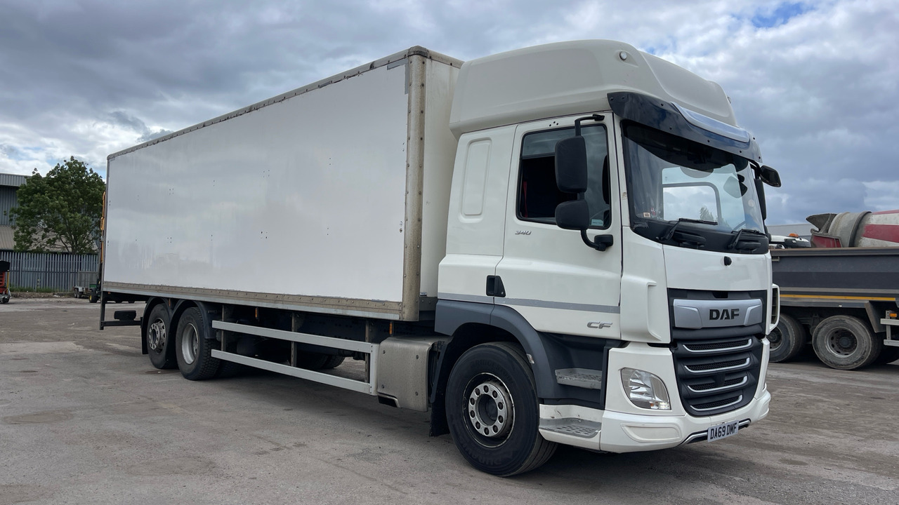 Daf CF 340 - Camião furgão: foto 1 Daf CF 340 - Camião furgão: foto 1