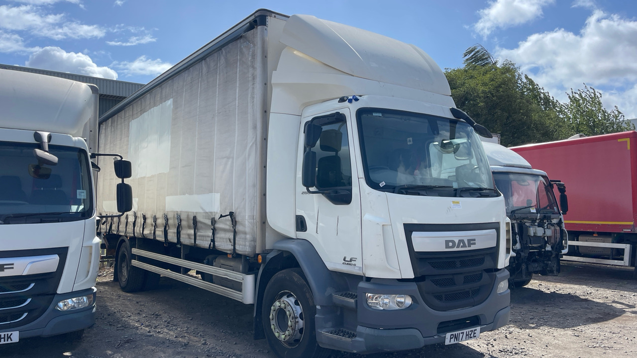 Daf LF 260 - Camião de lona: foto 2 Daf LF 260 - Camião de lona: foto 2