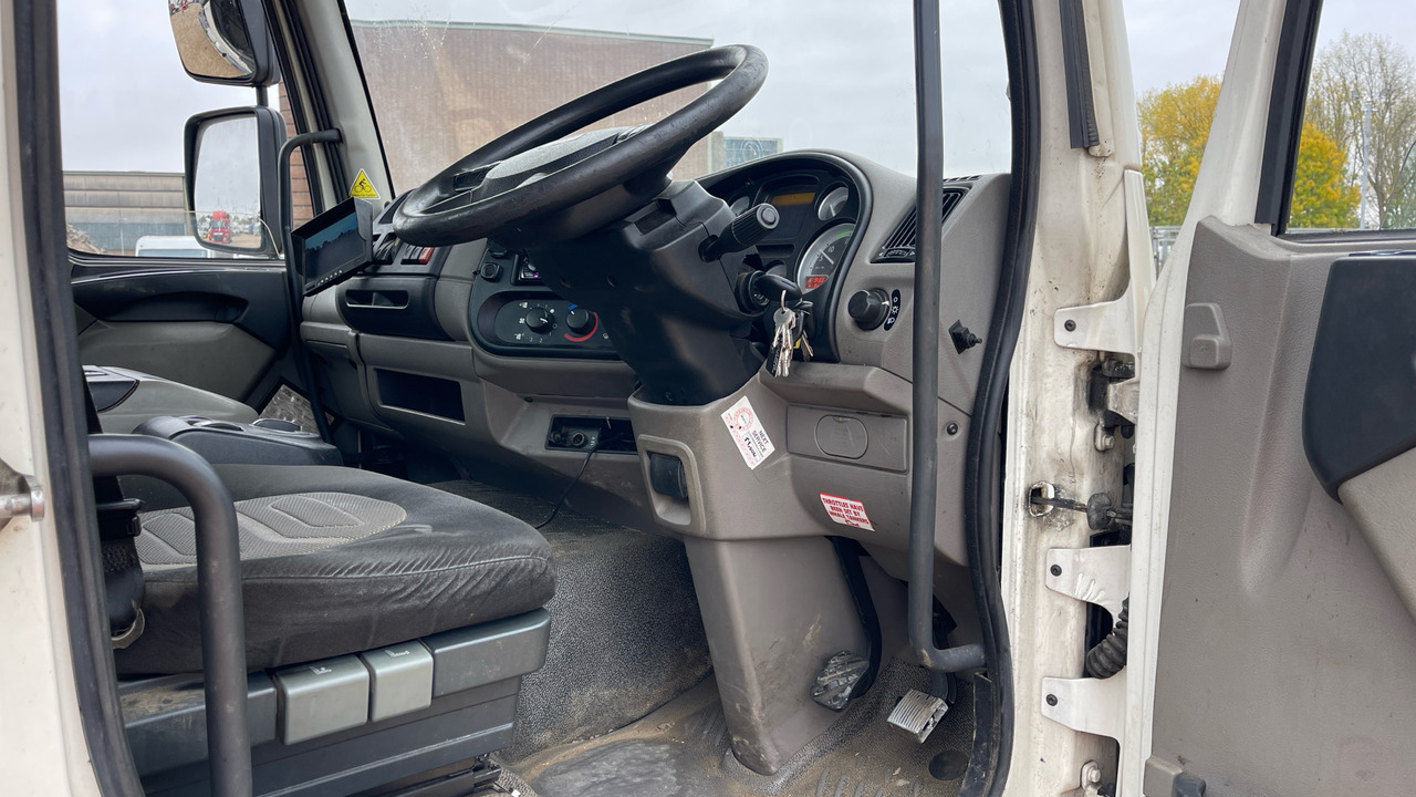 Daf LF 45.210 - Caminhão limpa fossa: foto 5 Daf LF 45.210 - Caminhão limpa fossa: foto 5