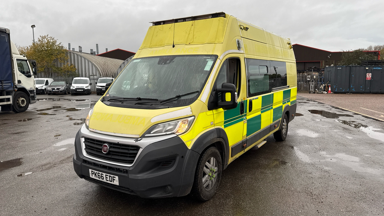 FIAT DUCATO 42 2.3 MULTIJET II - Ambulância: foto 2 FIAT DUCATO 42 2.3 MULTIJET II - Ambulância: foto 2