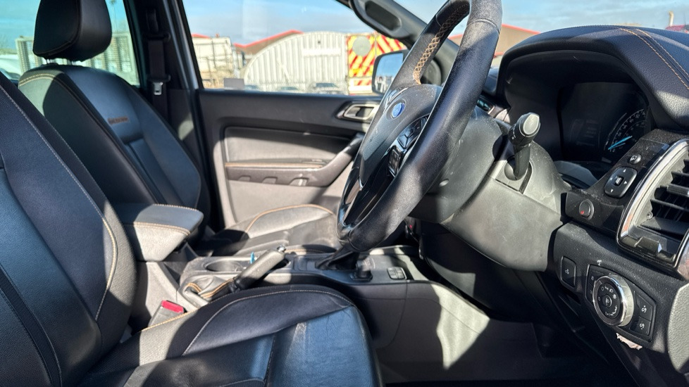 FORD RANGER WILDTRAK 2.0 ECOBLUE - Pick-up, Carrinha cabine dupla: foto 5 FORD RANGER WILDTRAK 2.0 ECOBLUE - Pick-up, Carrinha cabine dupla: foto 5