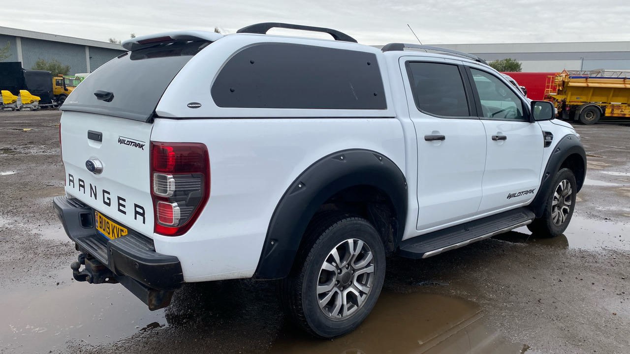 FORD RANGER Wildtrak 3.2 TDCi 200PS - Pick-up, Carrinha cabine dupla: foto 4 FORD RANGER Wildtrak 3.2 TDCi 200PS - Pick-up, Carrinha cabine dupla: foto 4