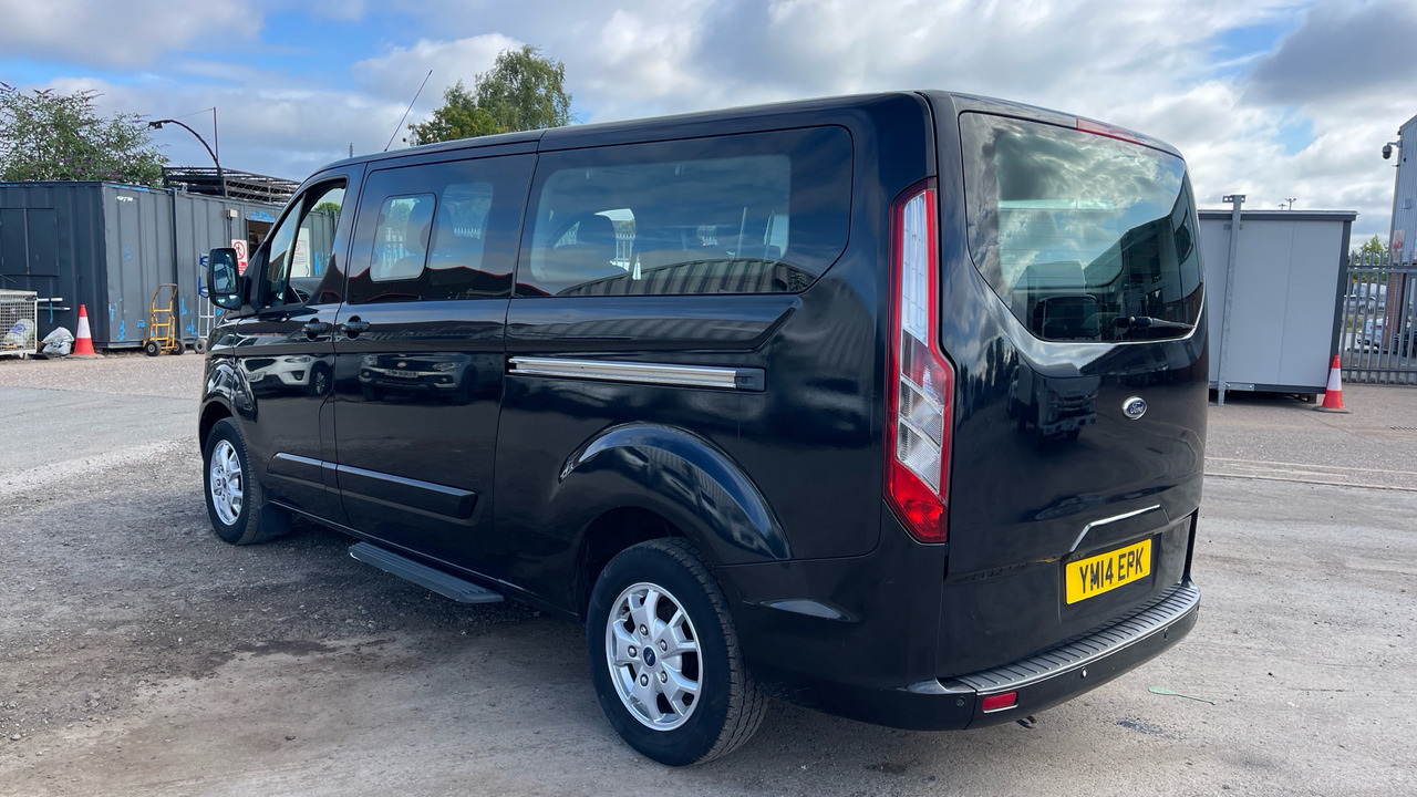 FORD TOURNEO CUSTOM 300 2.2 TDCi 125PS - Minibus, Furgão de passageiros: foto 3 FORD TOURNEO CUSTOM 300 2.2 TDCi 125PS - Minibus, Furgão de passageiros: foto 3