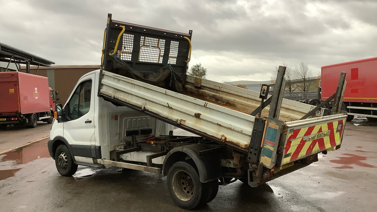 FORD TRANSIT 470 2.0 TDCI 130PS ONE STOP - Carrinha basculante: foto 3 FORD TRANSIT 470 2.0 TDCI 130PS ONE STOP - Carrinha basculante: foto 3