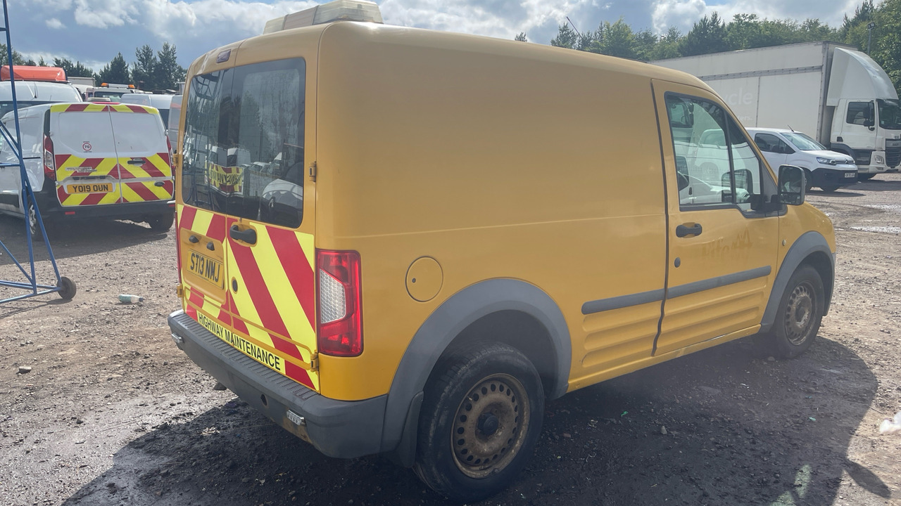 FORD TRANSIT CONNECT T200 1.8 TDCi 75ps - Furgão compacto: foto 4 FORD TRANSIT CONNECT T200 1.8 TDCi 75ps - Furgão compacto: foto 4