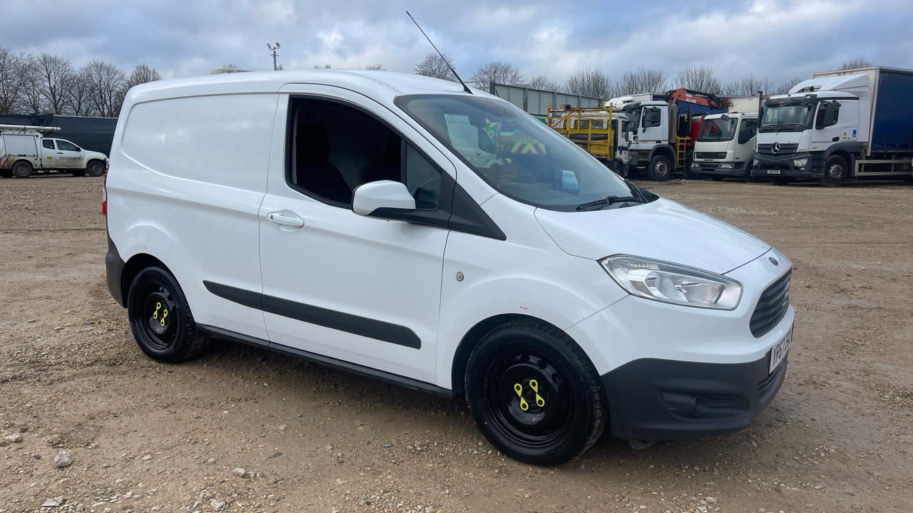 FORD TRANSIT COURIER 1.5 TDCI 95PS - Furgão compacto: foto 1 FORD TRANSIT COURIER 1.5 TDCI 95PS - Furgão compacto: foto 1