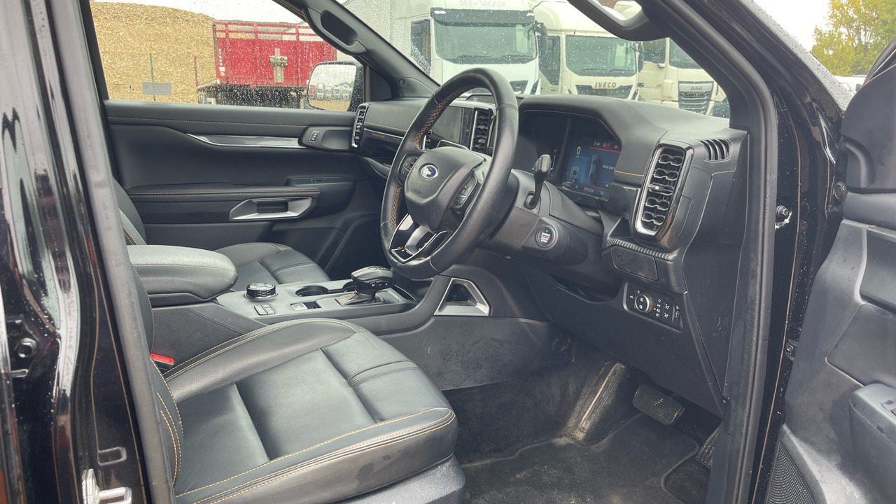 Ford Ranger WILDTRAK 2.0 ECOBLUE - Pick-up, Carrinha cabine dupla: foto 5 Ford Ranger WILDTRAK 2.0 ECOBLUE - Pick-up, Carrinha cabine dupla: foto 5
