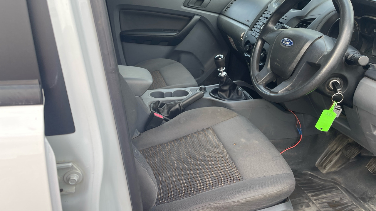 Ford Ranger XL 2.2 TDCi 150PS - Pick-up, Carrinha cabine dupla: foto 5 Ford Ranger XL 2.2 TDCi 150PS - Pick-up, Carrinha cabine dupla: foto 5
