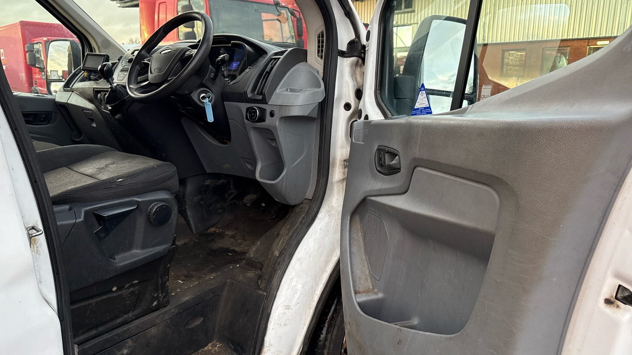 Ford Transit 350 2.0 TDCI 130PS - Carrinha basculante: foto 5 Ford Transit 350 2.0 TDCI 130PS - Carrinha basculante: foto 5