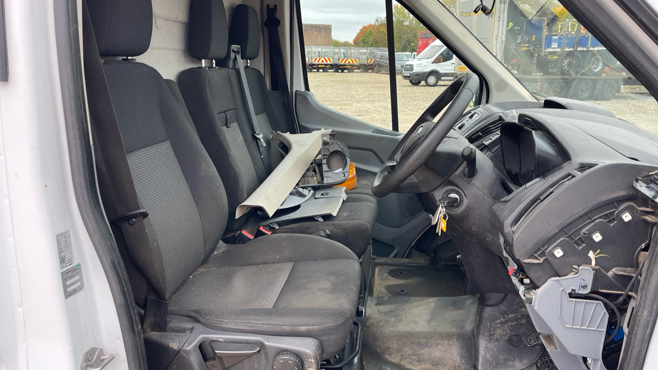 Ford Transit 350 2.2 TDCI 155PS - Furgão: foto 5 Ford Transit 350 2.2 TDCI 155PS - Furgão: foto 5