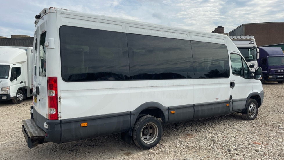 IVECO DAILY 50-170 - Minibus, Furgão de passageiros: foto 4 IVECO DAILY 50-170 - Minibus, Furgão de passageiros: foto 4