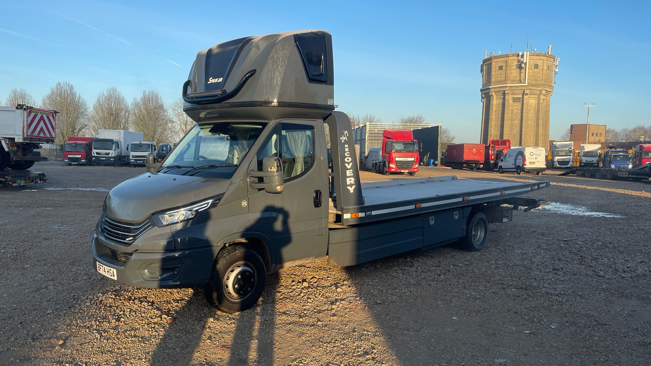 IVECO DAILY 70C18 - Caminhão reboque: foto 2 IVECO DAILY 70C18 - Caminhão reboque: foto 2