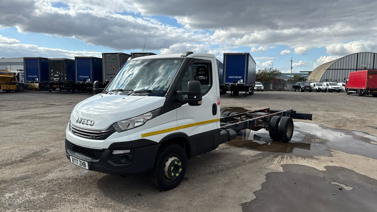 IVECO DAILY 72-180 - Camião chassi: foto 2 IVECO DAILY 72-180 - Camião chassi: foto 2