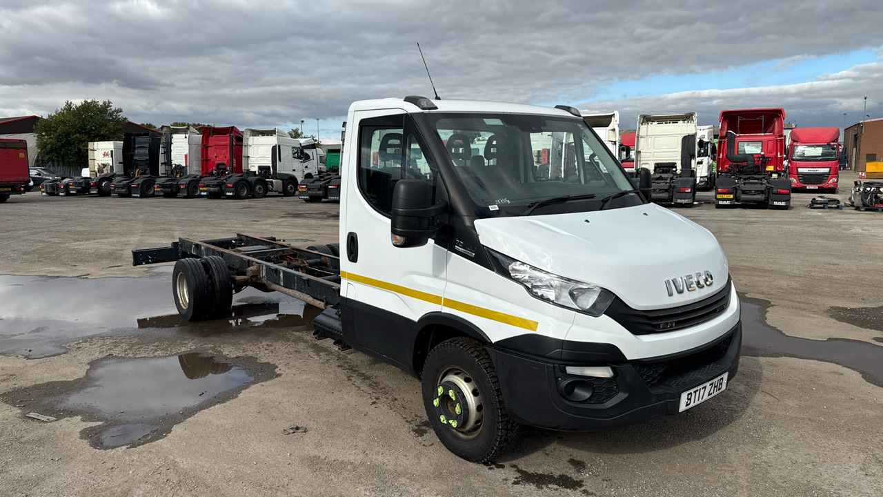 IVECO DAILY 72-180 - Camião chassi: foto 1 IVECO DAILY 72-180 - Camião chassi: foto 1