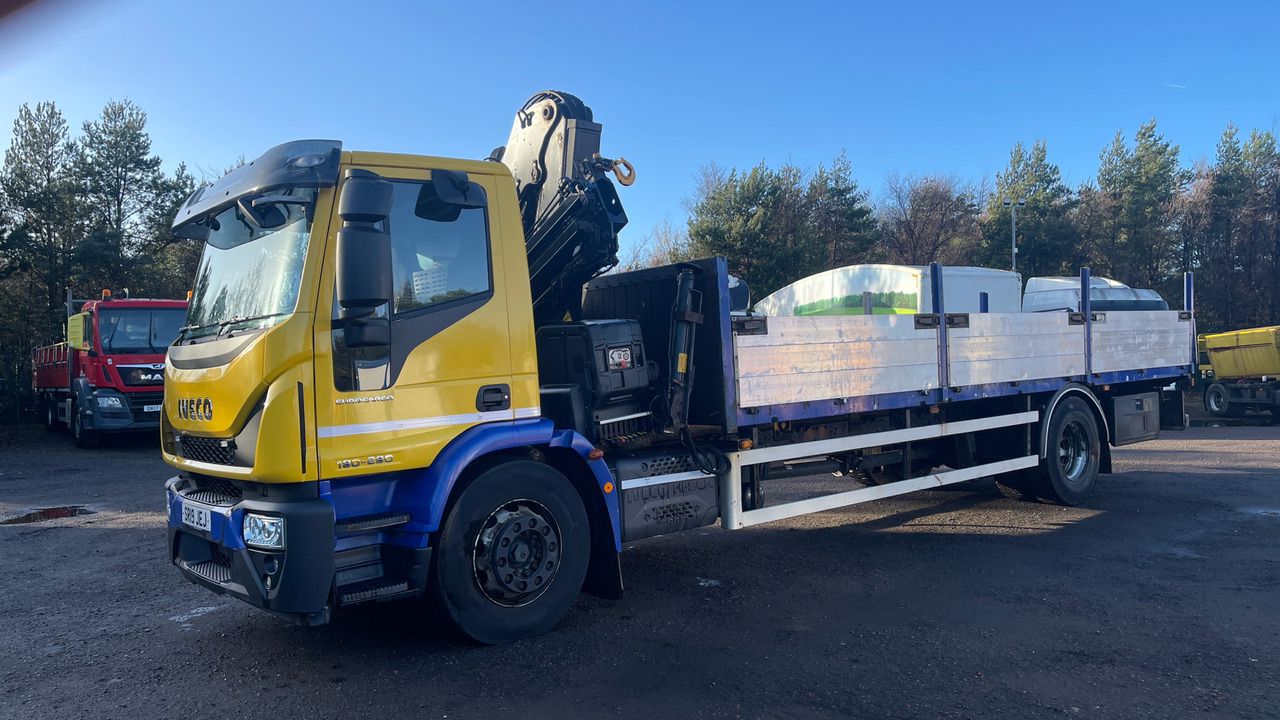 IVECO EUROCARGO 180-280 - Camião de caixa aberta/ Plataforma, Camião grua: foto 2 IVECO EUROCARGO 180-280 - Camião de caixa aberta/ Plataforma, Camião grua: foto 2