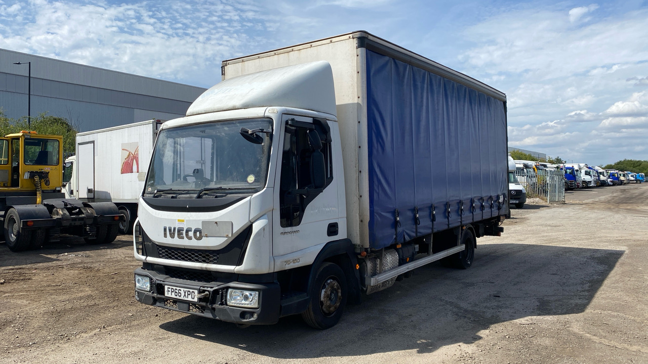IVECO EUROCARGO 75-160 - Camião de lona: foto 3 IVECO EUROCARGO 75-160 - Camião de lona: foto 3