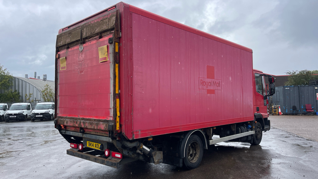 IVECO EUROCARGO 75E16 - Camião furgão: foto 4 IVECO EUROCARGO 75E16 - Camião furgão: foto 4