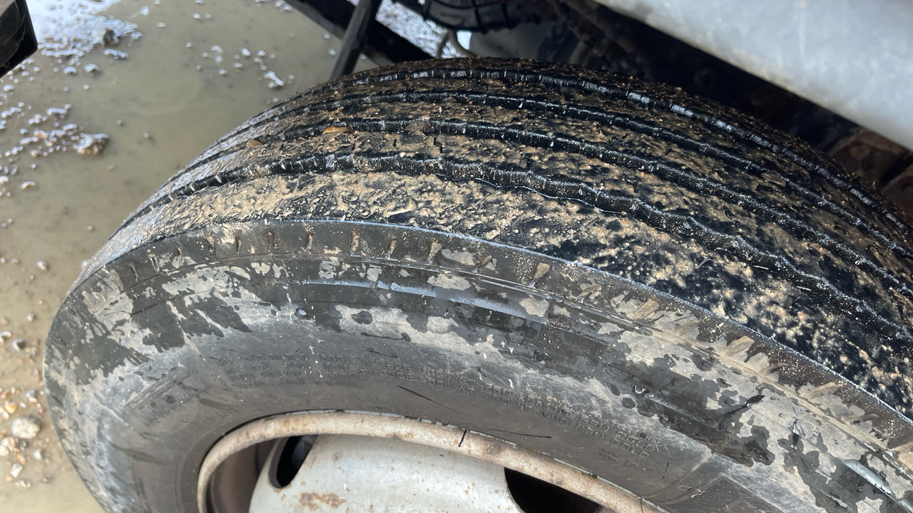 Camião de caixa aberta/ Plataforma IVECO EUROCARGO 75E16: foto 16