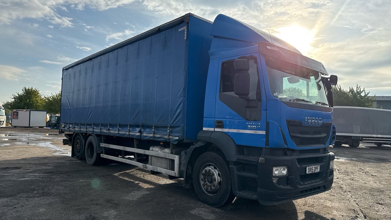 IVECO STRALIS 310 - Camião de lona: foto 1 IVECO STRALIS 310 - Camião de lona: foto 1