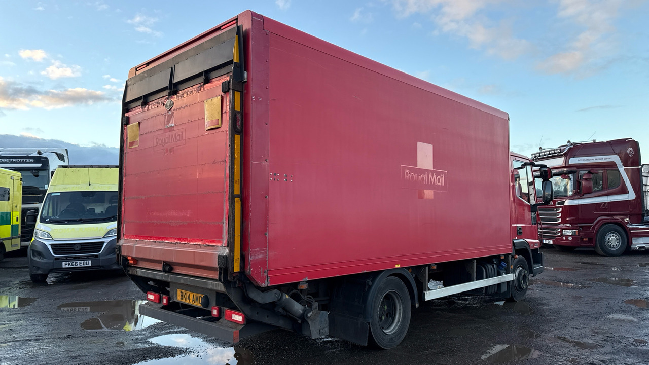 Iveco Eurocargo 75E16 - Camião furgão: foto 4 Iveco Eurocargo 75E16 - Camião furgão: foto 4