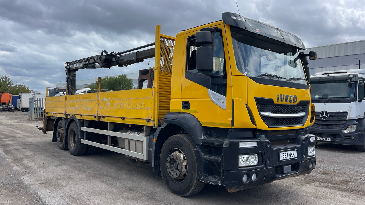 Iveco Stralis 310 - Camião de caixa aberta/ Plataforma, Camião grua: foto 1 Iveco Stralis 310 - Camião de caixa aberta/ Plataforma, Camião grua: foto 1