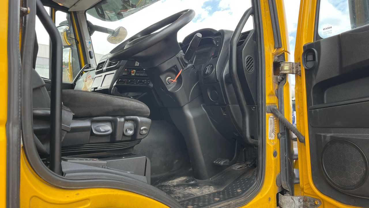 Iveco Stralis 310 - Camião de caixa aberta/ Plataforma, Camião grua: foto 5 Iveco Stralis 310 - Camião de caixa aberta/ Plataforma, Camião grua: foto 5