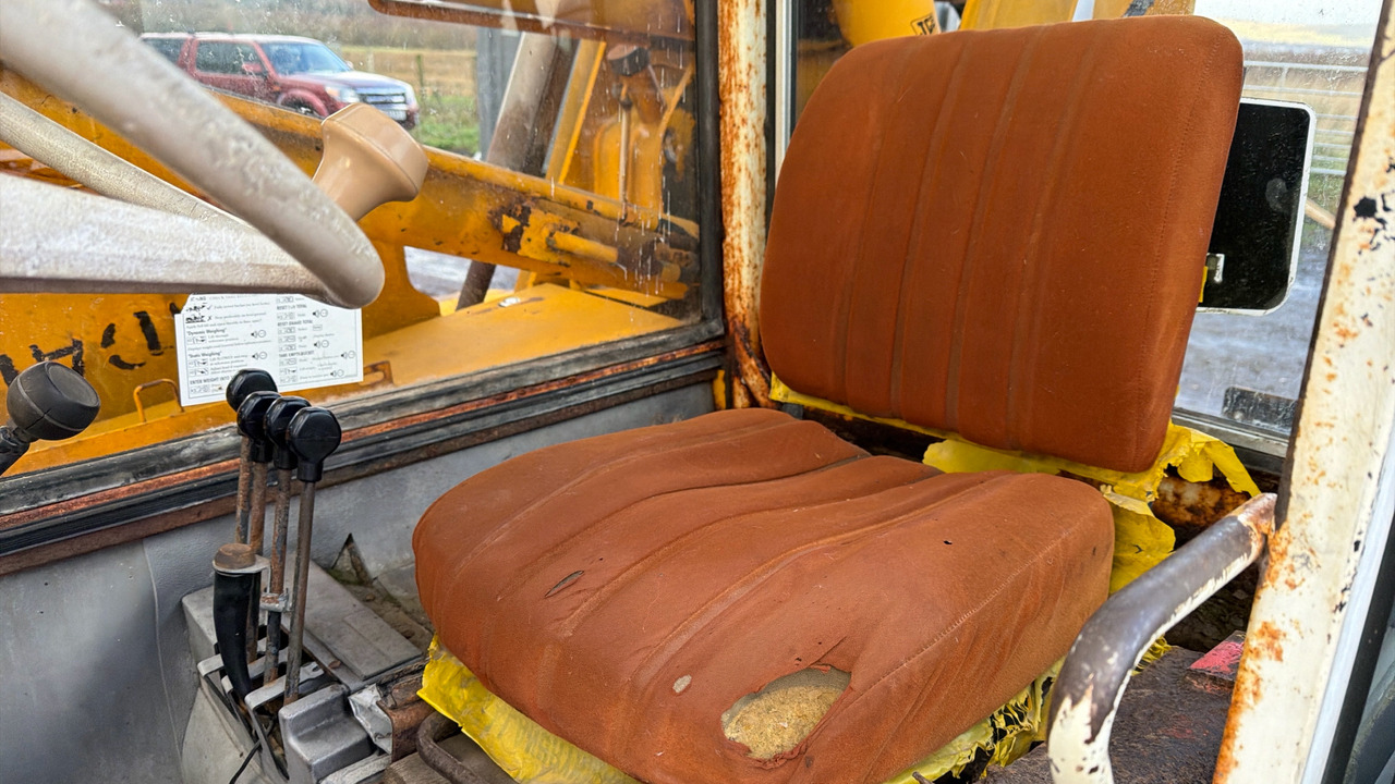 JCB 520-4 - Empilhador telescópico: foto 5 JCB 520-4 - Empilhador telescópico: foto 5