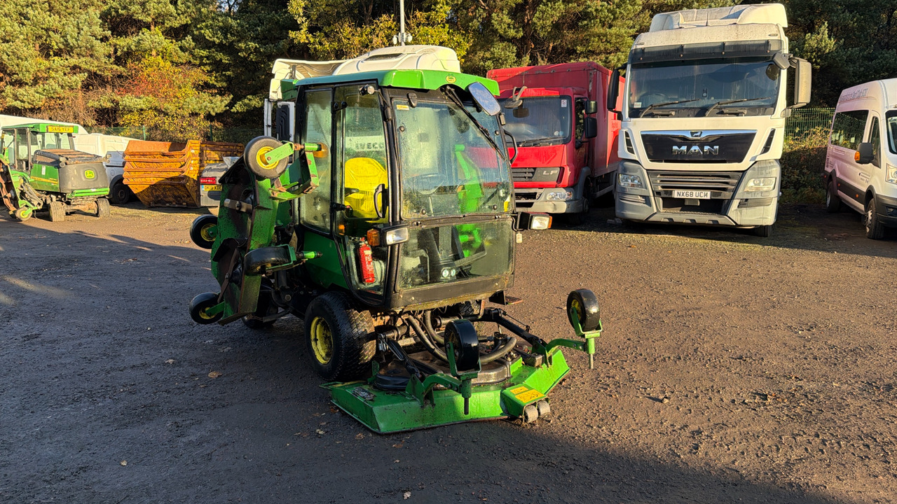 JOHN DEERE 1600 TURBO SERIES 2 - Cortador de grama: foto 1 JOHN DEERE 1600 TURBO SERIES 2 - Cortador de grama: foto 1