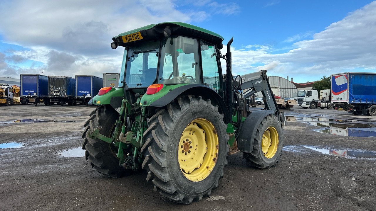 JOHN DEERE 5090R - Trator: foto 4 JOHN DEERE 5090R - Trator: foto 4