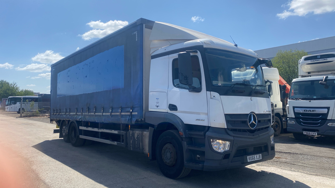 MERCEDES-BENZ ACTROS 2532 - Camião de lona: foto 1 MERCEDES-BENZ ACTROS 2532 - Camião de lona: foto 1