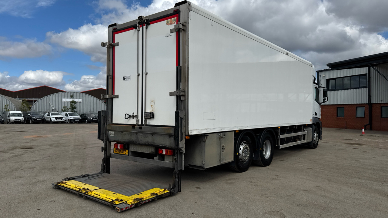 MERCEDES-BENZ ANTOS 2545 - Camião frigorífico: foto 4 MERCEDES-BENZ ANTOS 2545 - Camião frigorífico: foto 4