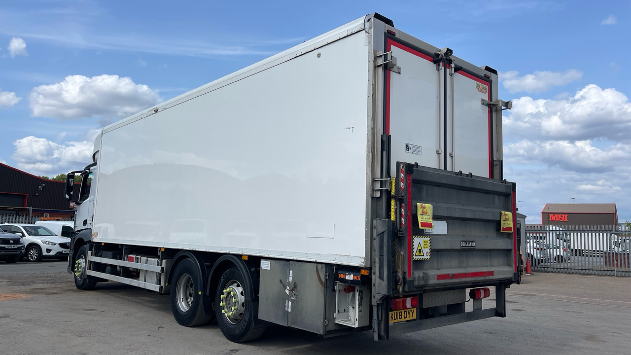 MERCEDES-BENZ ANTOS 2545 - Camião frigorífico: foto 3 MERCEDES-BENZ ANTOS 2545 - Camião frigorífico: foto 3