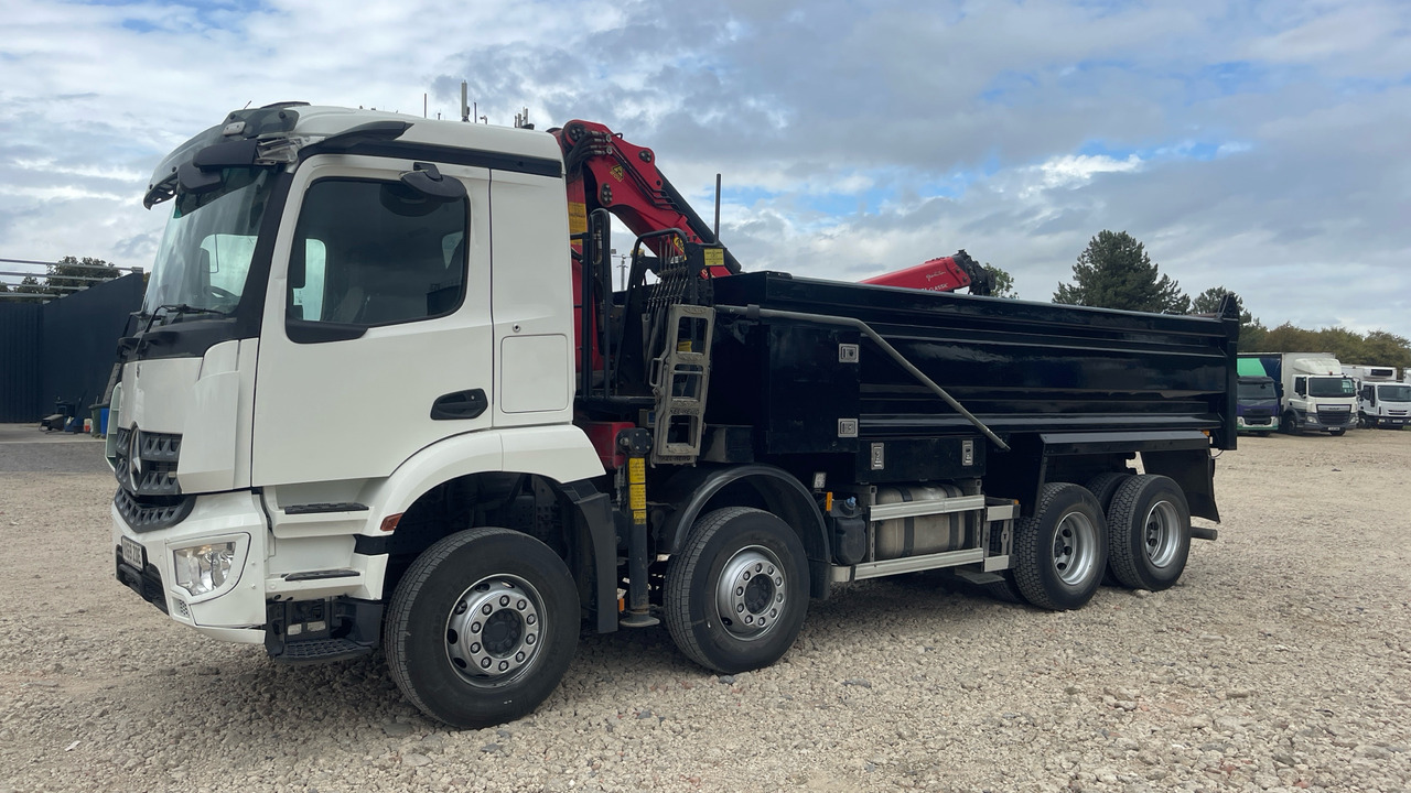 MERCEDES-BENZ AROCS - Camião basculante, Camião grua: foto 2 MERCEDES-BENZ AROCS - Camião basculante, Camião grua: foto 2