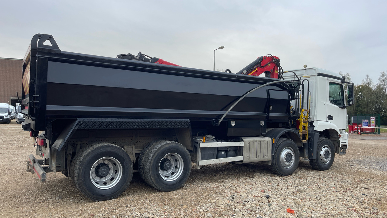 MERCEDES-BENZ AROCS - Camião basculante, Camião grua: foto 4 MERCEDES-BENZ AROCS - Camião basculante, Camião grua: foto 4