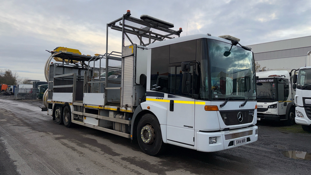 MERCEDES-BENZ ECONIC 2629 - Camião de caixa aberta/ Plataforma: foto 1 MERCEDES-BENZ ECONIC 2629 - Camião de caixa aberta/ Plataforma: foto 1