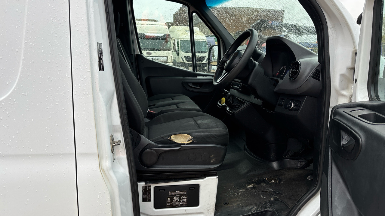 MERCEDES-BENZ SPRINTER 314 CDI - Furgão: foto 5 MERCEDES-BENZ SPRINTER 314 CDI - Furgão: foto 5