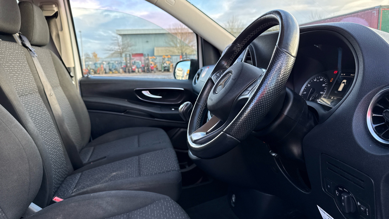 MERCEDES-BENZ VITO 114 CDI - Minibus, Furgão de passageiros: foto 5 MERCEDES-BENZ VITO 114 CDI - Minibus, Furgão de passageiros: foto 5