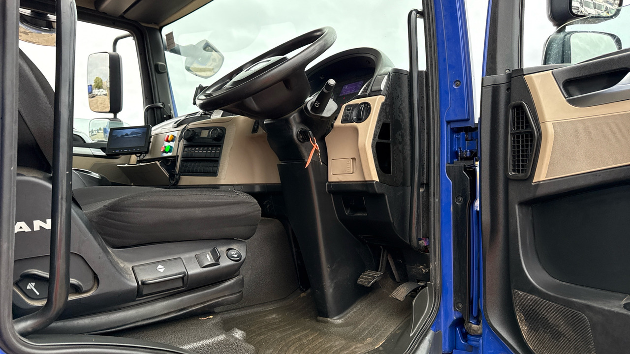 Man TGM 18.250 - Camião de caixa aberta/ Plataforma, Camião grua: foto 5 Man TGM 18.250 - Camião de caixa aberta/ Plataforma, Camião grua: foto 5