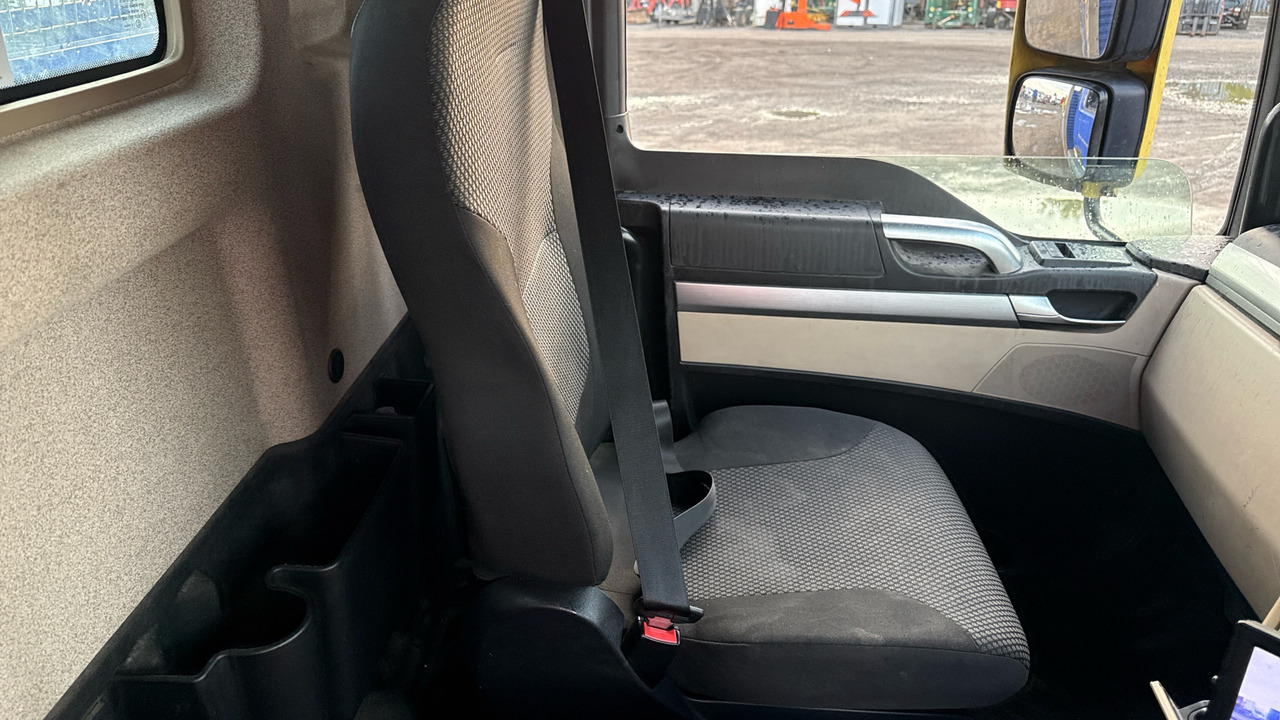 Camião de caixa aberta/ Plataforma, Camião grua Man TGM 18.250: foto 8 Camião de caixa aberta/ Plataforma, Camião grua Man TGM 18.250: foto 8