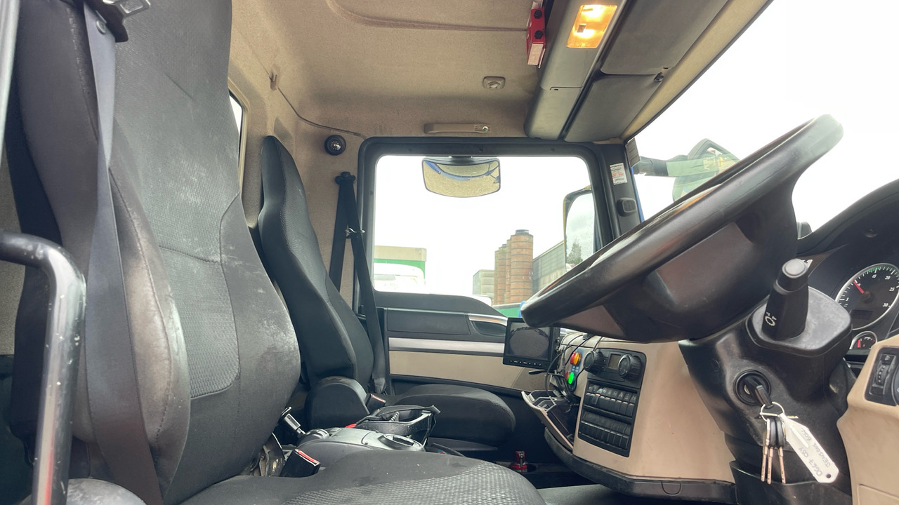 Man TGM 18.250 - Camião de caixa aberta/ Plataforma, Camião grua: foto 5 Man TGM 18.250 - Camião de caixa aberta/ Plataforma, Camião grua: foto 5